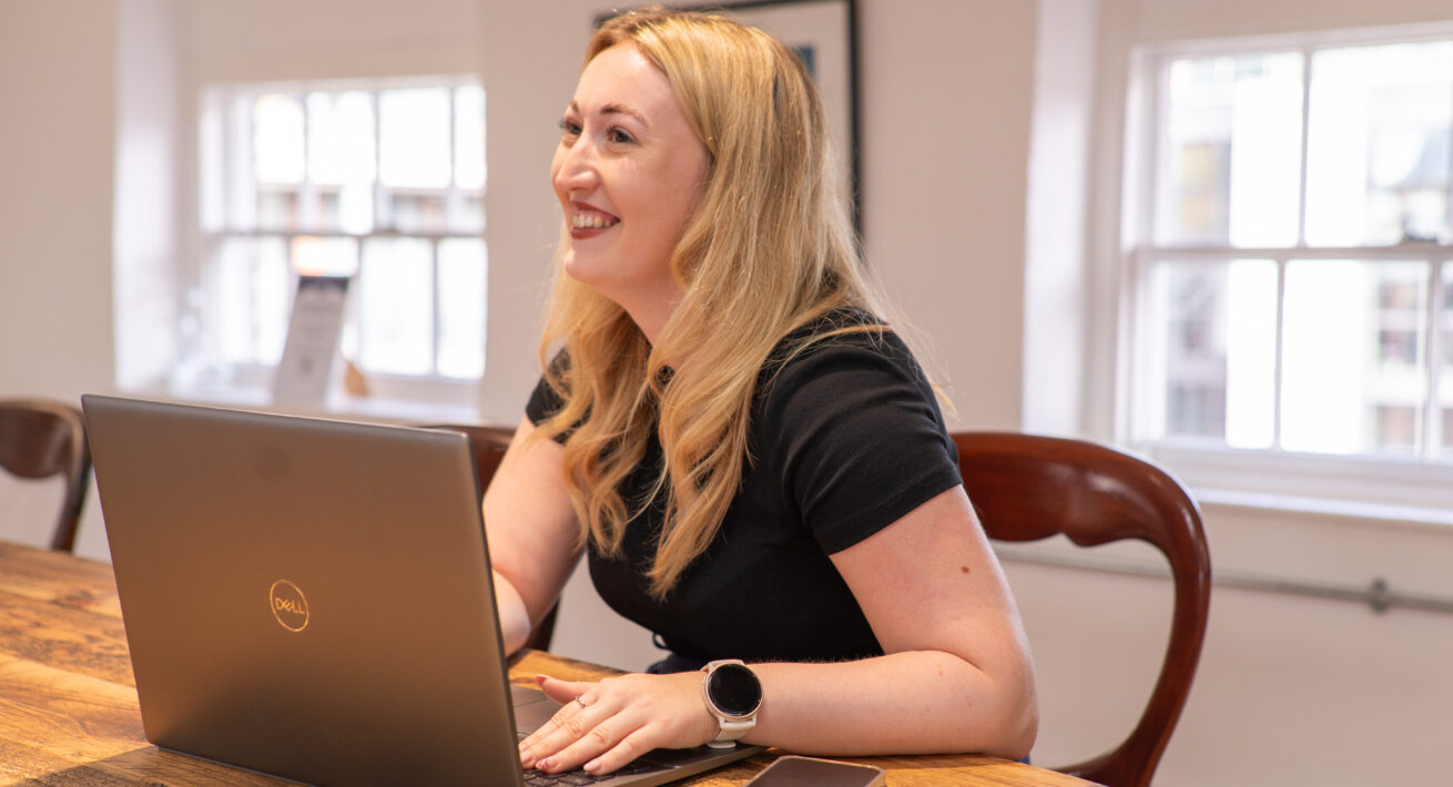 Ecommerce image 2025 12 17 101706 xawu