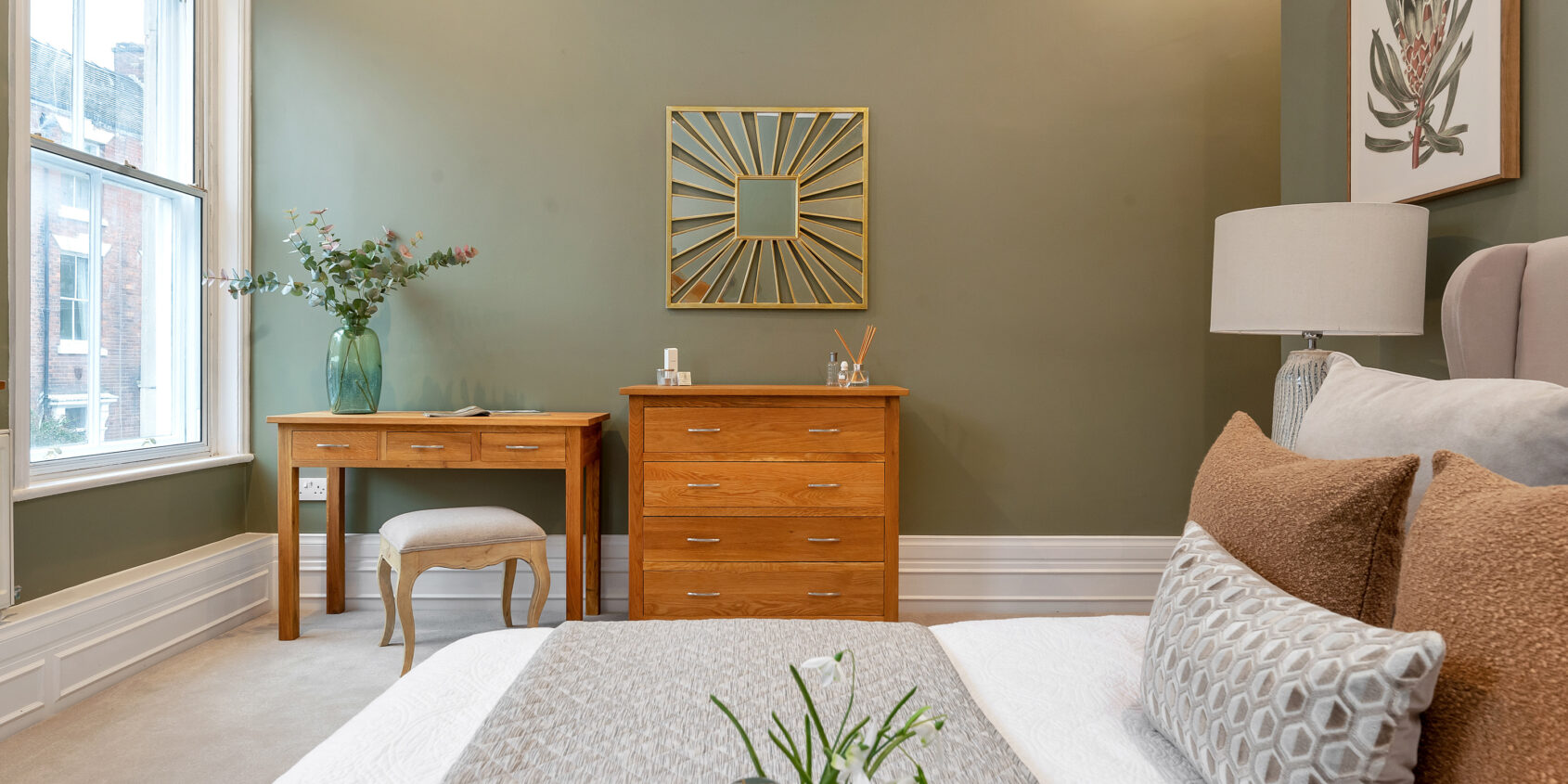 Lemon and Lime Interiors Case study Image slider 1