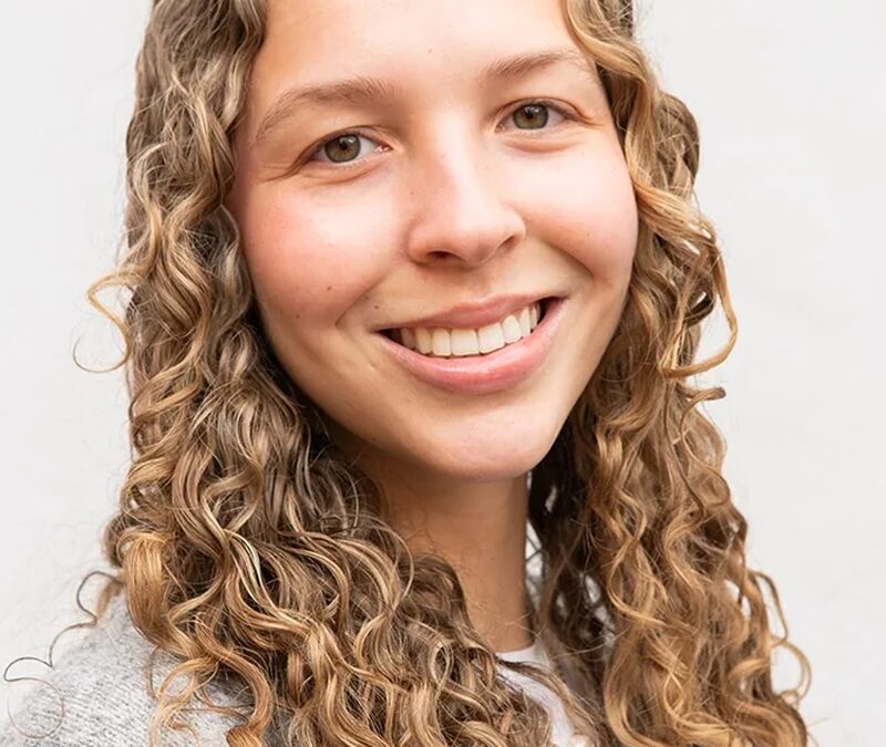 Ella headshot