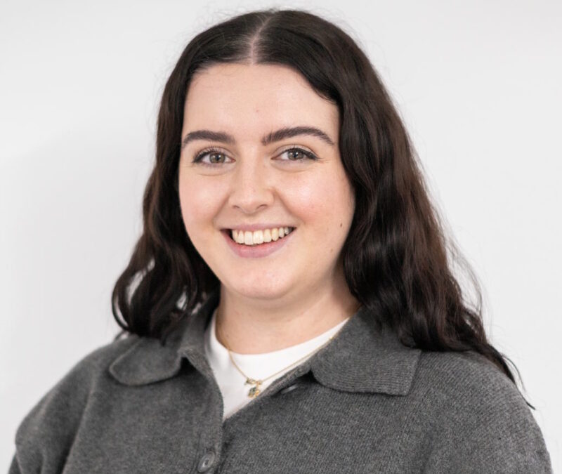 Emily Hewins headshot