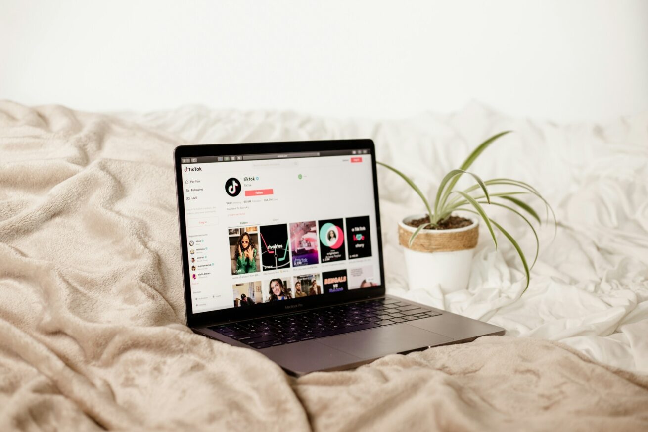 Collabstr Un P8n1o2 M Mk unsplash